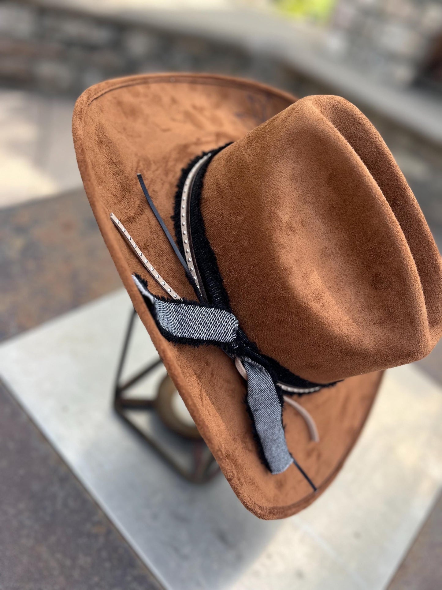 Brown suede hand burned western cowboy hat