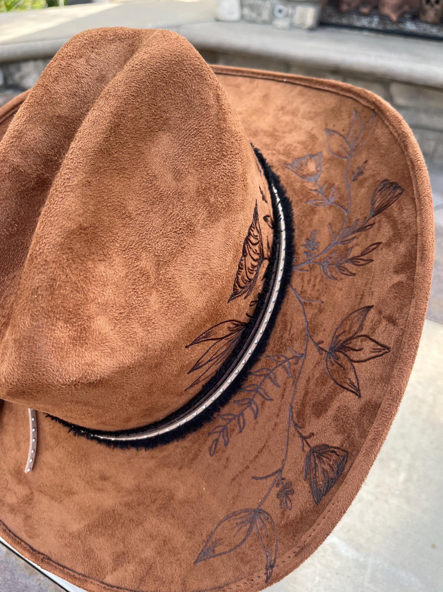 Brown suede hand burned western cowboy hat
