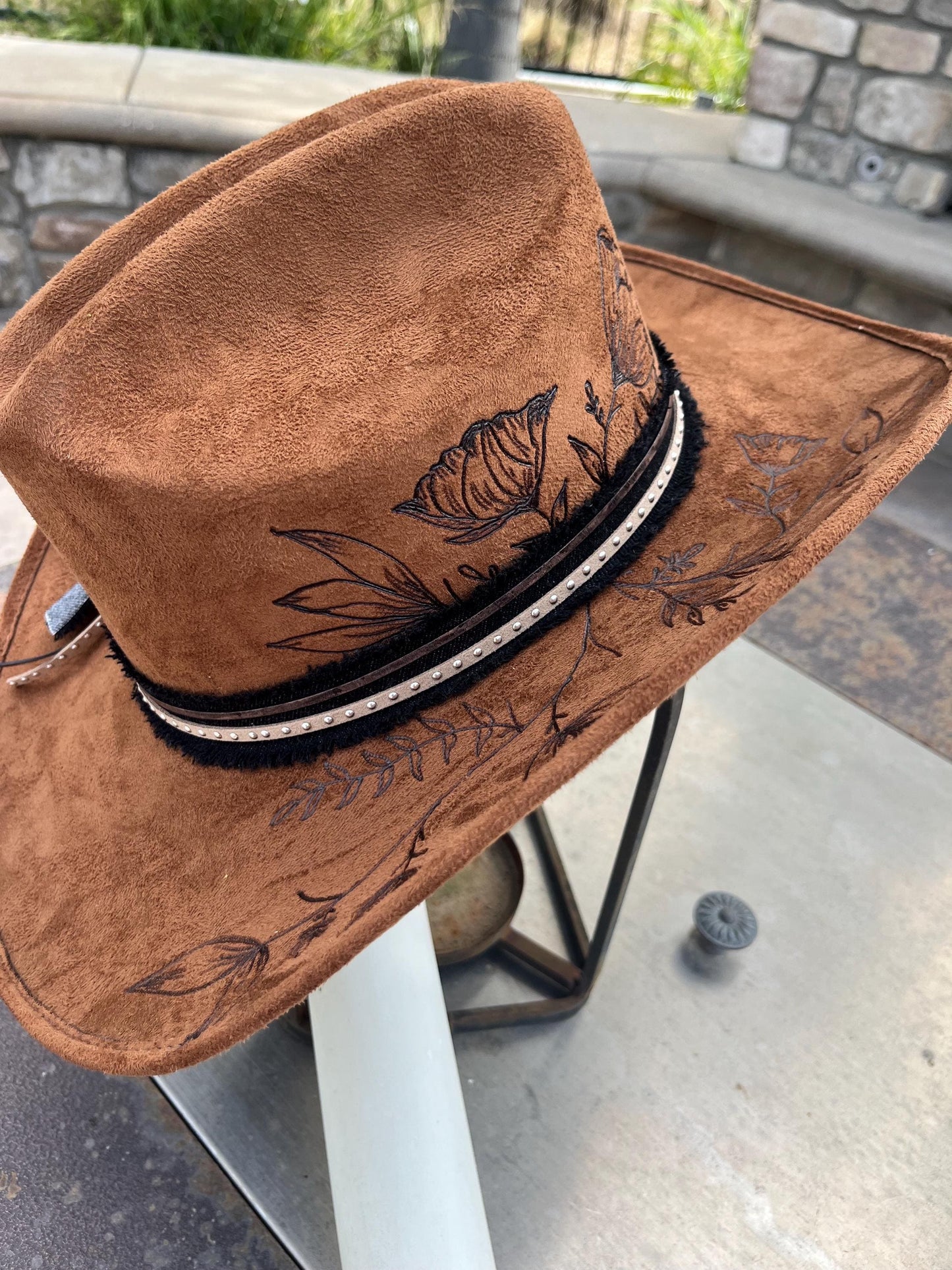 Brown suede hand burned western cowboy hat