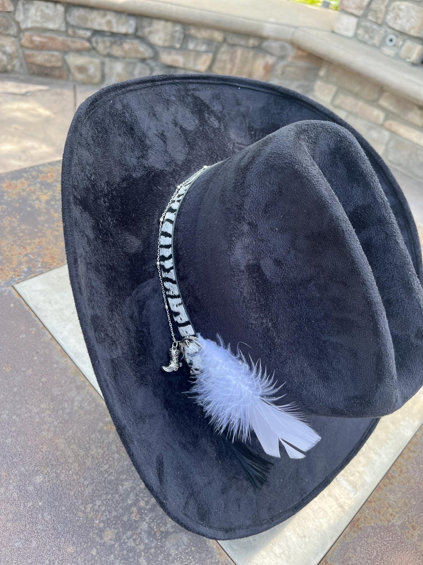 Black suede western cowboy hat