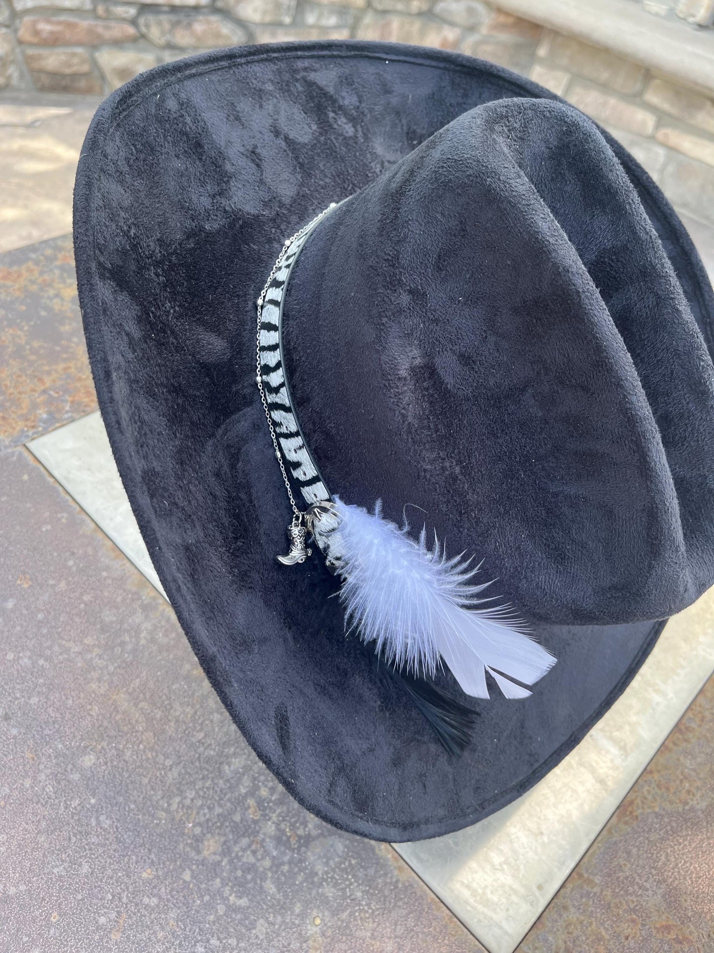 Black suede western cowboy hat